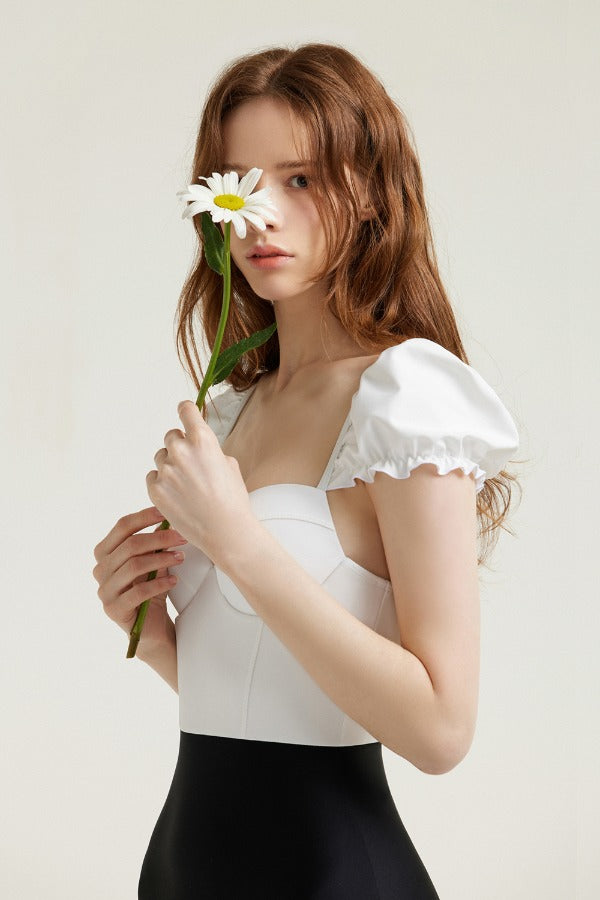 デイジーモノキニ