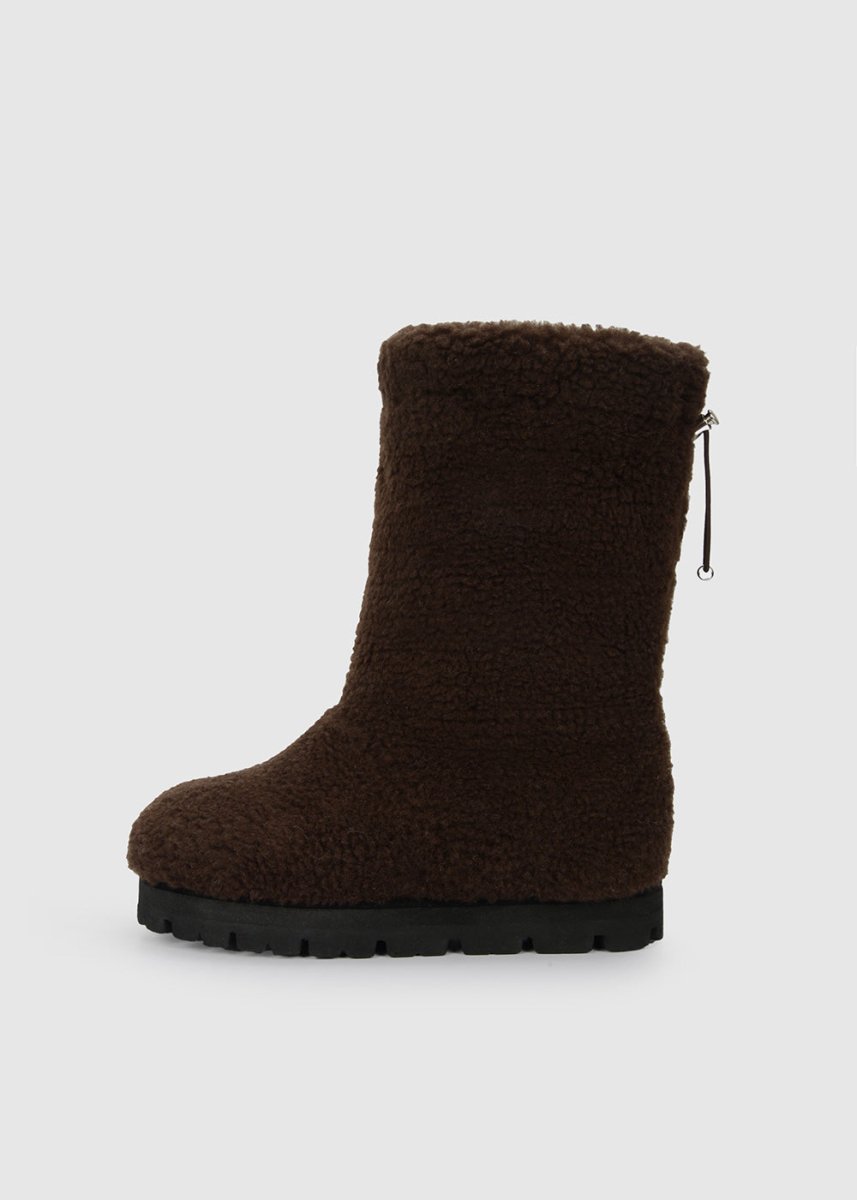 Bear Boots / dark chocolate (thenofficial) @SEOUL