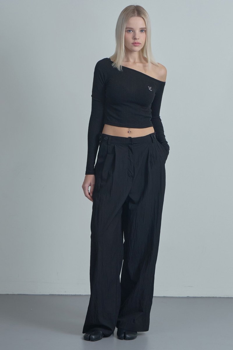 Breeze Two Tuck Wide Slacks Black (moiremoa) @SEOUL