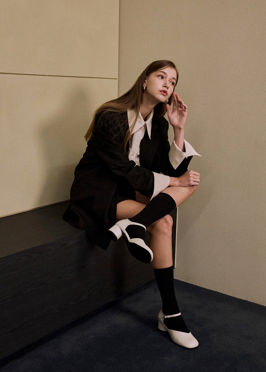 Daria mary jane shoe / ivory (thenofficial) @SEOUL