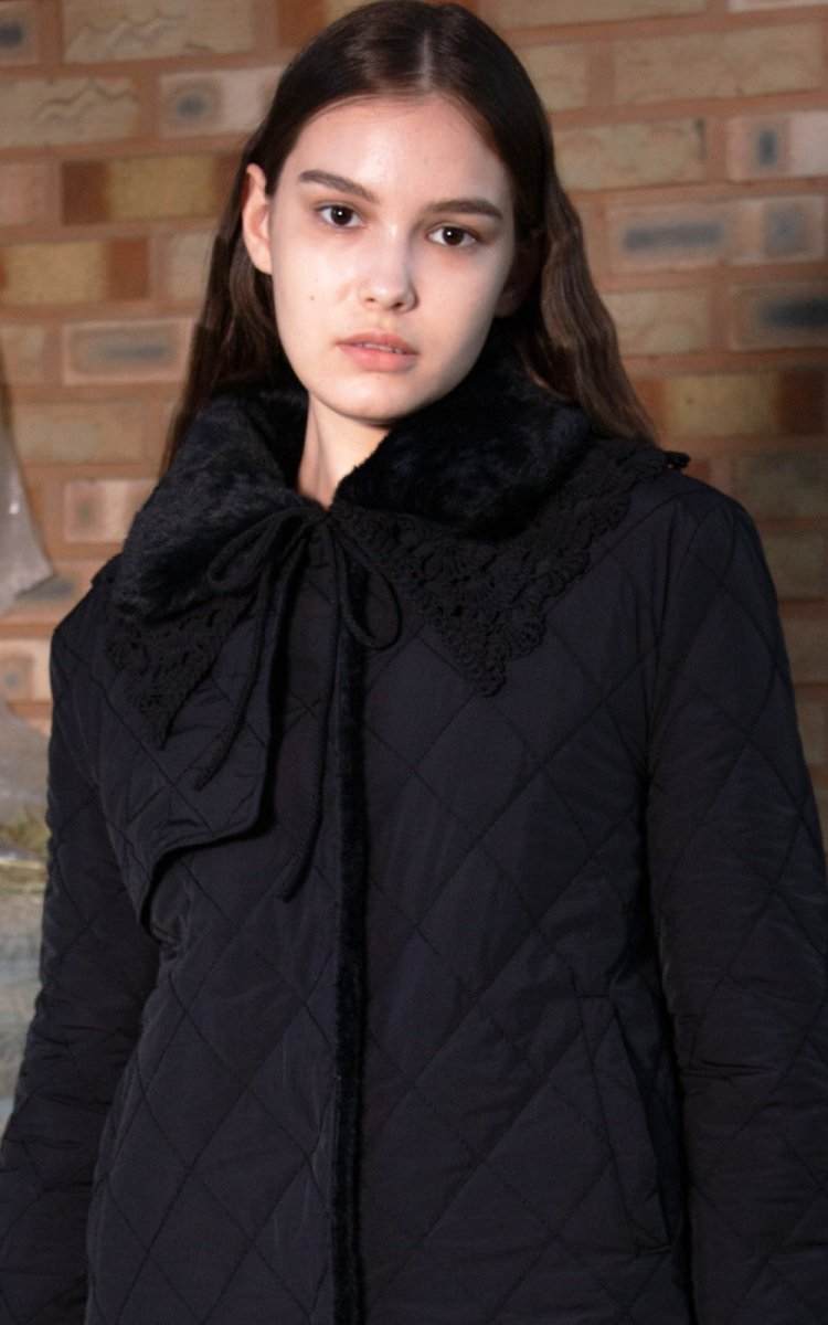 Kirsty Collar _ Black (02 ARMOIRE) @SEOUL