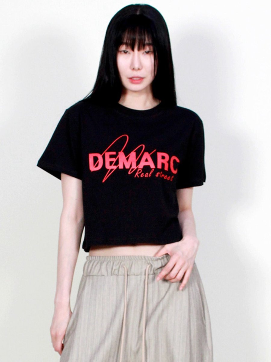 ロゴプリント入りクロップド半袖Tシャツ(ブラック) (Demarc) @SEOUL