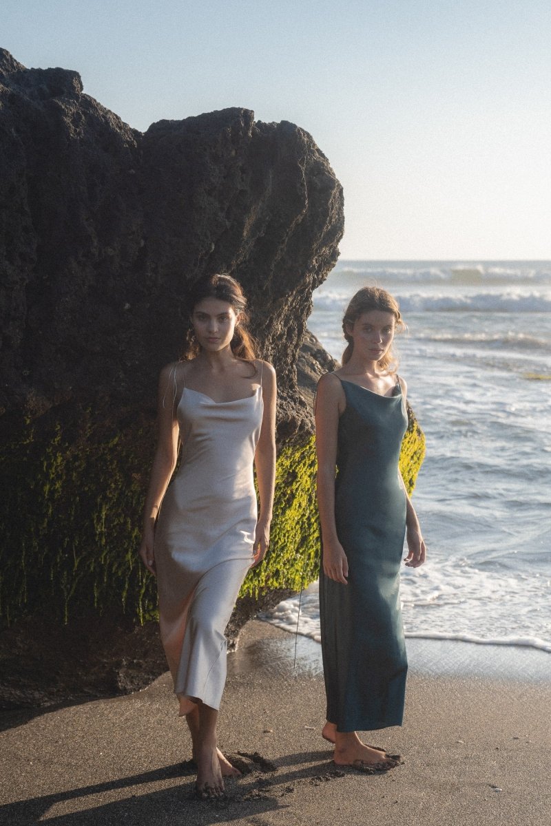 Kristen Green Satin Slip Dress (L'EAU ET) ＠SEOUL