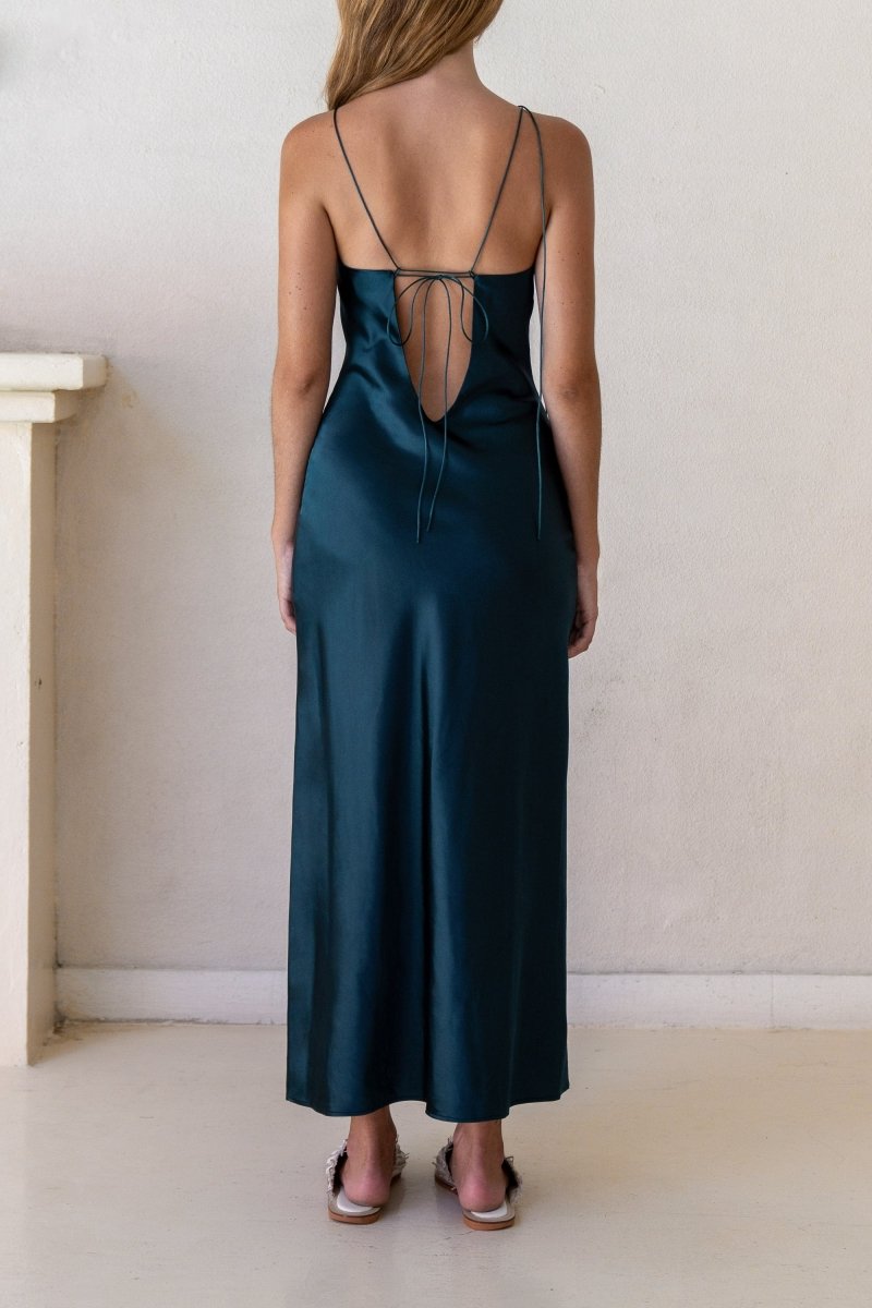 Kristen Green Satin Slip Dress (L'EAU ET) ＠SEOUL