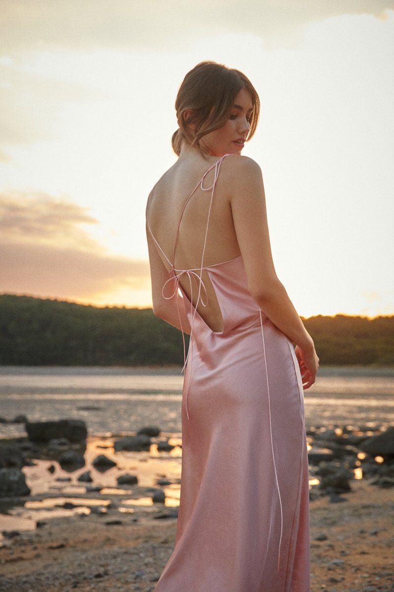 Kristen Pink Satin Slip Dress (L'EAU ET) ＠SEOUL