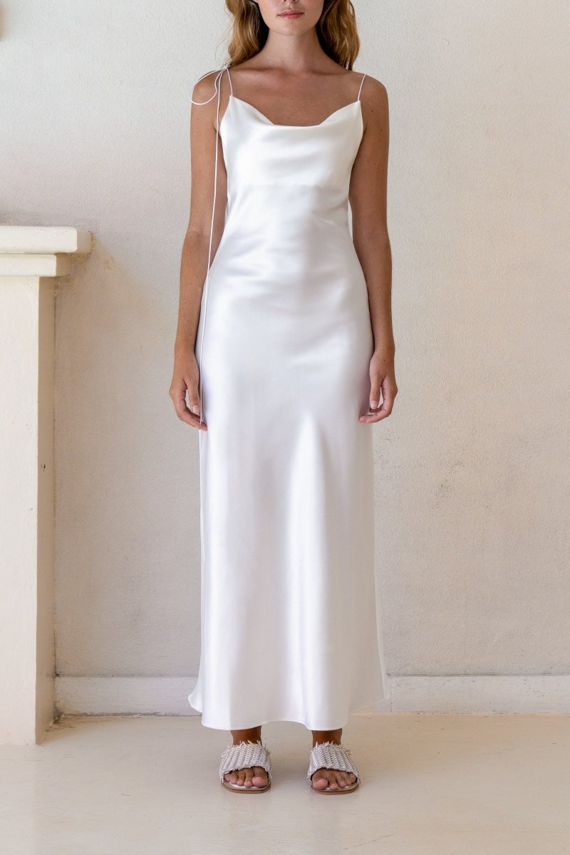Kristen White Satin Slip Dress (L'EAU ET) ＠SEOUL