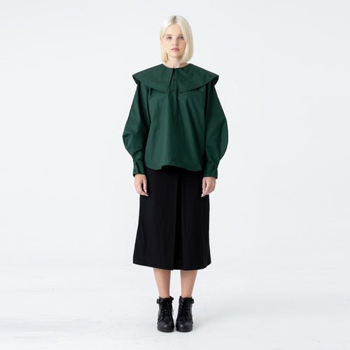 Raglan sailor collar bishop sleeve cotton green blouse (wundergeist777) ＠SEOUL