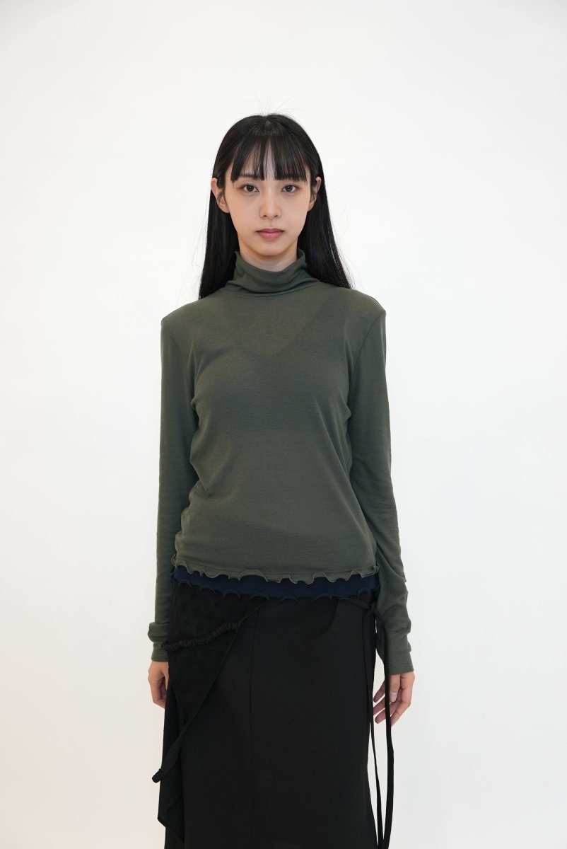 Soft Wave Hem Turtleneck (2colors)_Deep Green (PEEP) ＠SEOUL