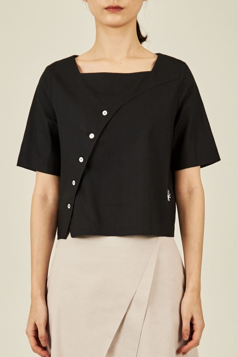BUTTON SHORT SLEEVED -ブラック - ＠SEOUL