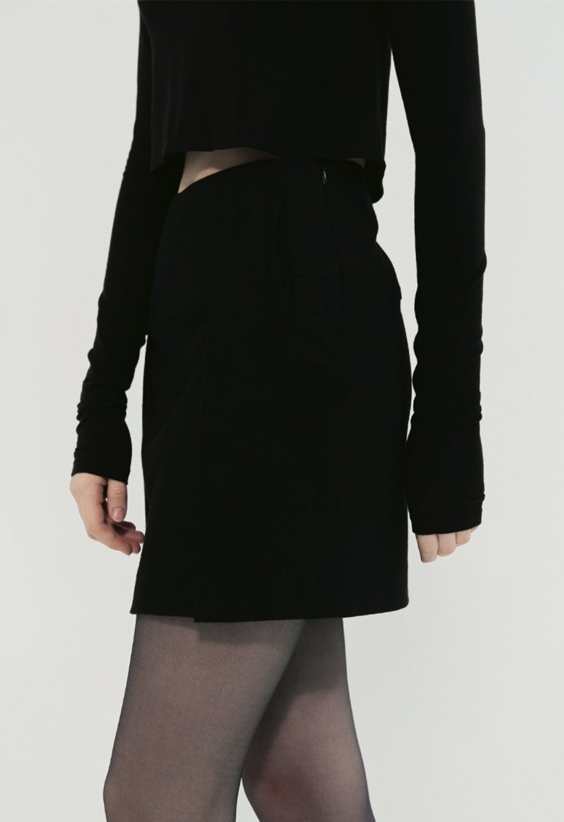 MINI SKIRT IN WOOL WITH DOUBLE TUCK - ＠SEOUL