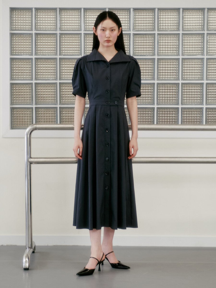 OPEN COLLAR A-LINE DRESS CHARCOAL (Ganisong) ＠SEOUL｜韓国 