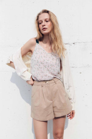 nägonstans キャメル色ショートパンツ M Vogue_Shorts_camel_b_540x.jpg?