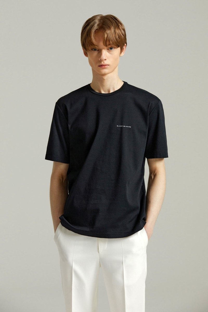 プレミアムシルクケットバックロゴTシャツ(ブラック/ホワイト) - ＠SEOUL